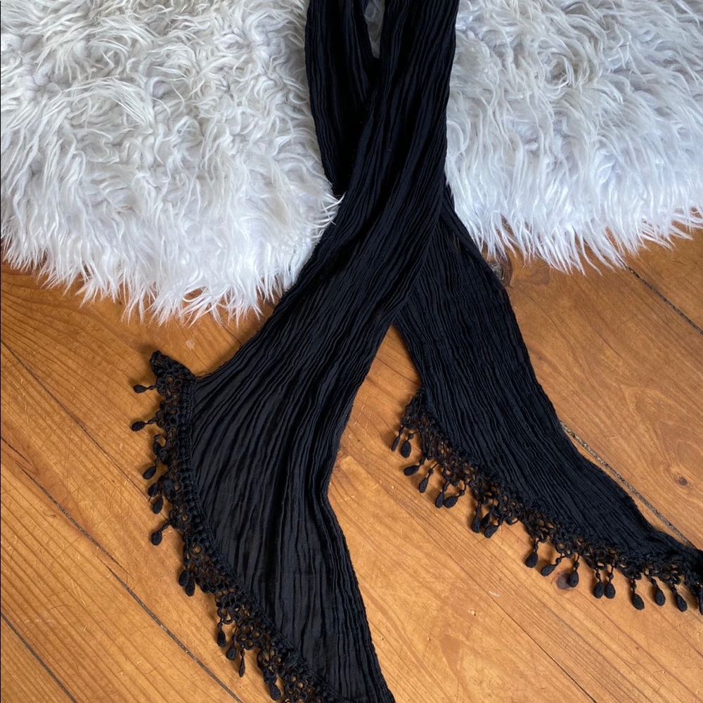 Scarf - Picture 4 of 4